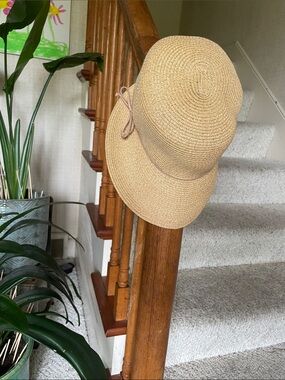 Nine West Natural Straw Sun Hat with Brim
